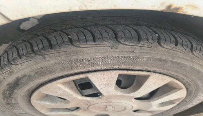 2012 Chevrolet Spark LT 1.0, Petrol, Manual, 20,358 km, tyre