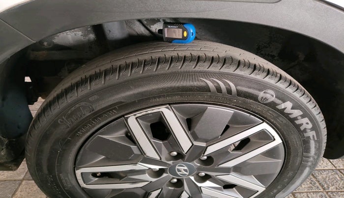 2021 Hyundai VENUE SX 1.5 CRDI, Diesel, Manual, 44,419 km, tyre