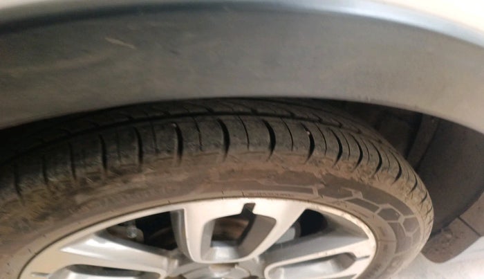 2015 Hyundai i20 Active 1.4 SX, Diesel, Manual, 1,80,159 km, tyre