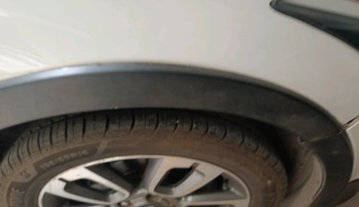 2015 Hyundai i20 Active 1.4 SX, Diesel, Manual, 1,80,159 km, tyre