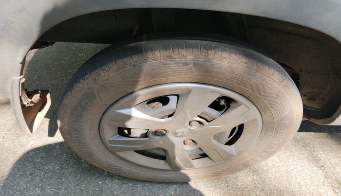 2016 Renault Kwid RXT 1.0, Petrol, Manual, 93,514 km, tyre