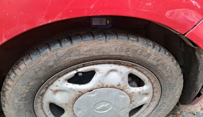 2010 Chevrolet Beat LT PETROL, Petrol, Manual, 71,955 km, tyre