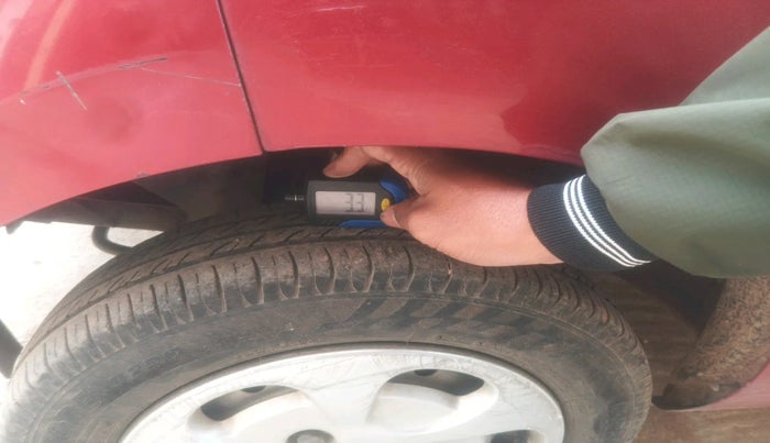 2015 Tata Nano TWIST XTA, Petrol, Automatic, 42,904 km, tyre