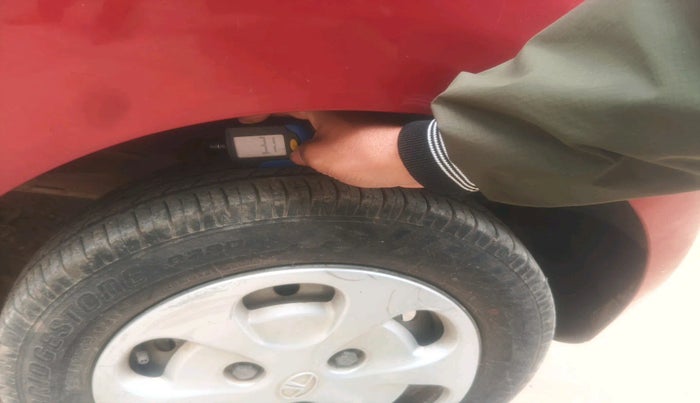 2015 Tata Nano TWIST XTA, Petrol, Automatic, 42,904 km, tyre