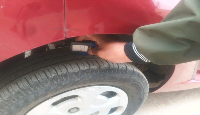 2015 Tata Nano TWIST XTA, Petrol, Automatic, 42,904 km, tyre