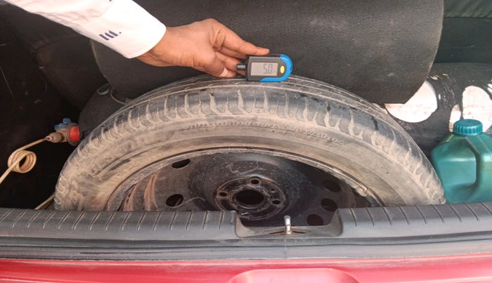 2016 Hyundai Elite i20 ASTA 1.2, Petrol, Manual, 1,16,138 km, tyre