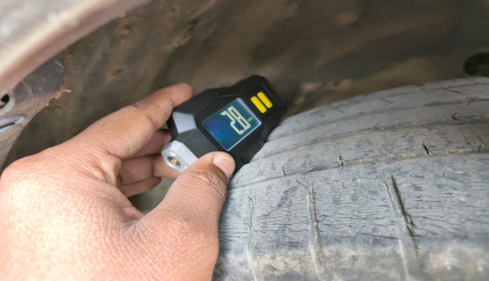 2020 Toyota Glanza G, Petrol, Manual, 49,393 km, tyre