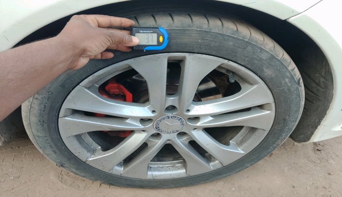 2011 Mercedes Benz C Class C250 CDI AT AVANTGARDE, Diesel, Automatic, 3,70,000 km, tyre