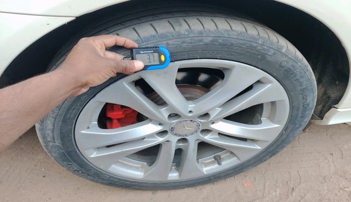 2011 Mercedes Benz C Class C250 CDI AT AVANTGARDE, Diesel, Automatic, 3,70,000 km, tyre