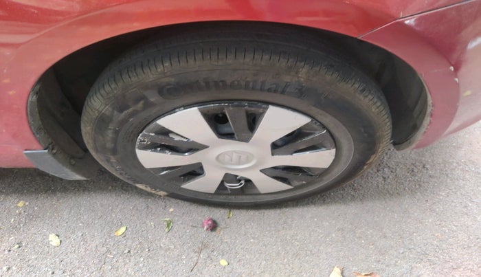 2012 Maruti Swift VXI, Petrol, Manual, 58,526 km, tyre