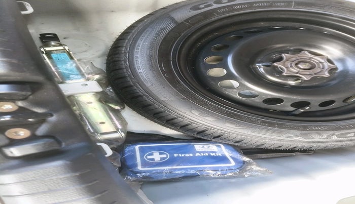 2018 Hyundai Grand i10 SPORTZ 1.2 KAPPA VTVT, Petrol, Manual, 27,023 km, tyre