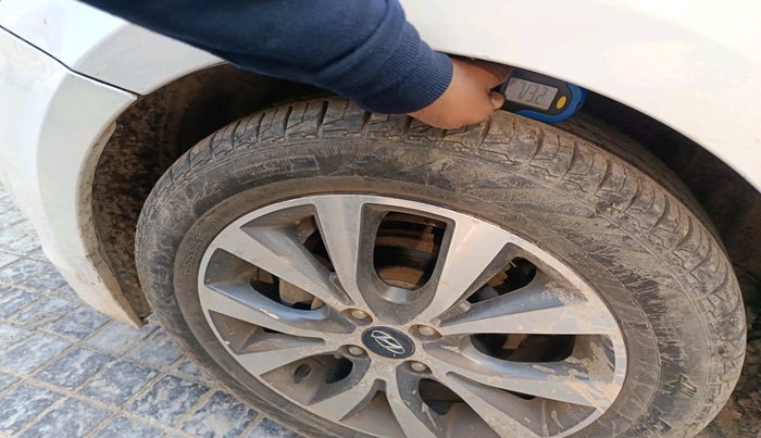 2015 Hyundai Verna FLUIDIC 4S 1.6 VTVT S(O), Petrol, Manual, 41,330 km, tyre