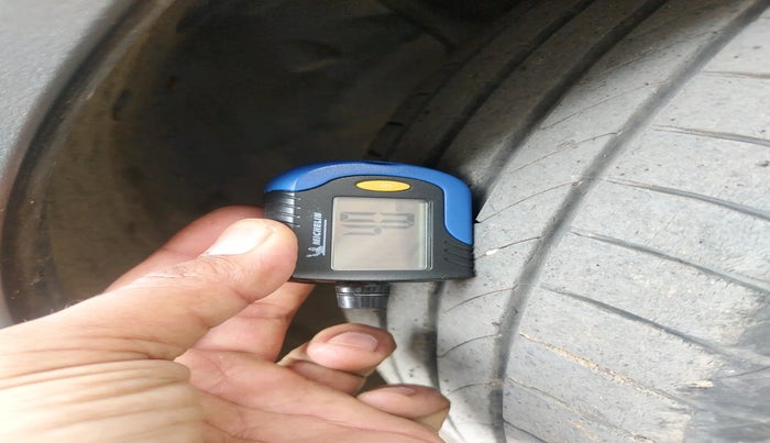 2022 MG ZS EV EXCLUSIVE, Electric, Automatic, 48,114 km, tyre