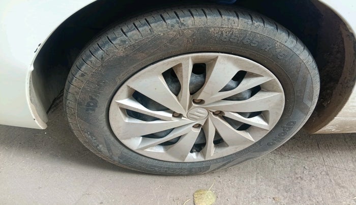 2023 Maruti Baleno DELTA CNG 1.2L, Petrol, Manual, 22,779 km, tyre