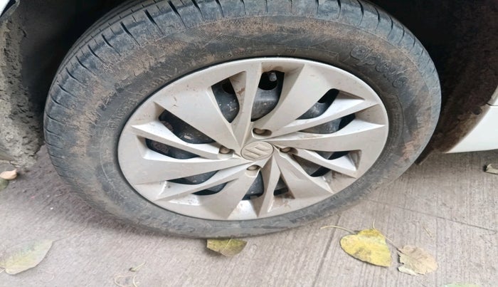 2023 Maruti Baleno DELTA CNG 1.2L, Petrol, Manual, 22,779 km, tyre