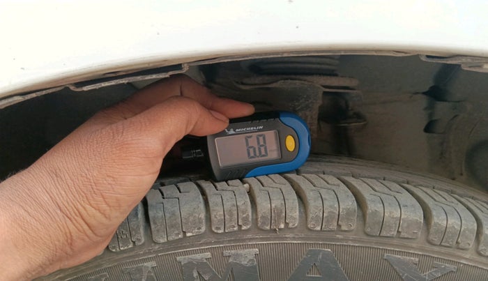 2015 Datsun Go Plus T, Petrol, Manual, 74,972 km, tyre