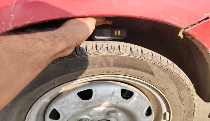 2010 Maruti Zen Estilo LXI, Petrol, Manual, 46,885 km, tyre