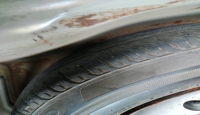 2012 Maruti Swift LDI, Diesel, Manual, 1,32,730 km, tyre