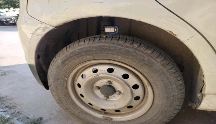 2012 Maruti Swift LDI, Diesel, Manual, 1,32,730 km, tyre