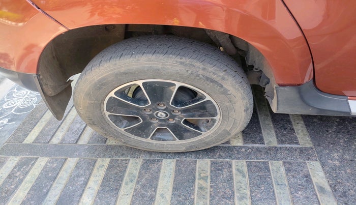 2016 Renault Duster 110 PS RXZ 4X2 AMT DIESEL, Diesel, Automatic, 82,950 km, tyre