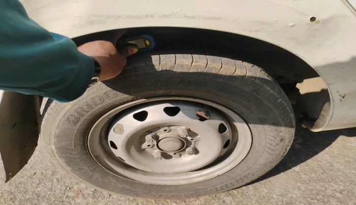 2011 Tata Indica Vista LX TDI, Diesel, Manual, 83,925 km, tyre