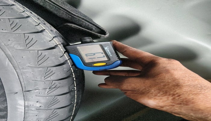 2025 Maruti Grand Vitara ZETA SMART HYBRID, Petrol, Manual, 14,391 km, tyre