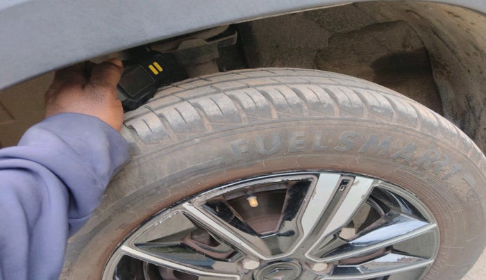 2023 Renault Kwid CLIMBER AMT 1.0, Petrol, Automatic, 4,639 km, tyre