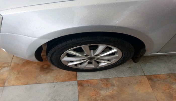 2013 Skoda Octavia AMBITION 2.0 TDI AT, Diesel, Automatic, 1,09,502 km, tyre