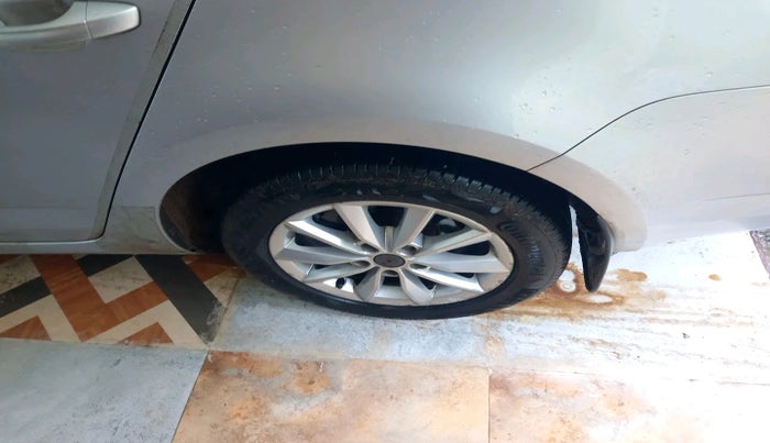 2013 Skoda Octavia AMBITION 2.0 TDI AT, Diesel, Automatic, 1,09,502 km, tyre