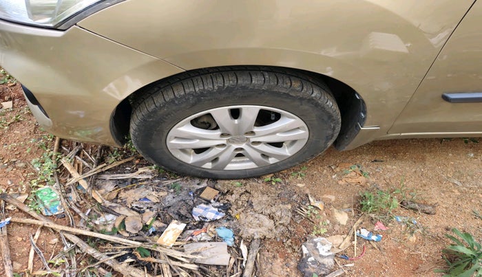 2016 Maruti Ertiga ZDI SHVS, Diesel, Manual, 1,64,775 km, tyre