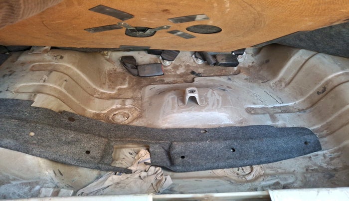 2010 Maruti Alto LX, Petrol, Manual, 79,420 km, tyre