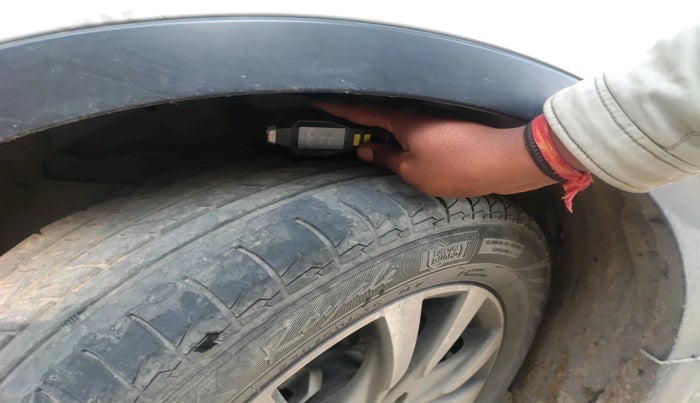 2018 Maruti S Cross ZETA 1.3, Diesel, Manual, 2,46,000 km, tyre