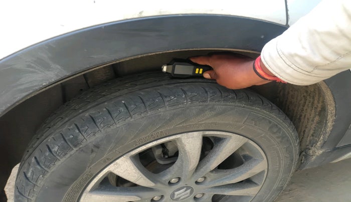 2018 Maruti S Cross ZETA 1.3, Diesel, Manual, 2,46,000 km, tyre