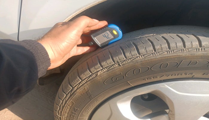 2022 Tata TIGOR XZ CNG, Petrol, Manual, 80,310 km, tyre