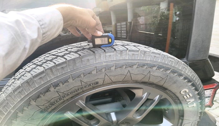 2023 Mahindra Thar LX D 4*4 MT HT, Diesel, Manual, 28,816 km, tyre