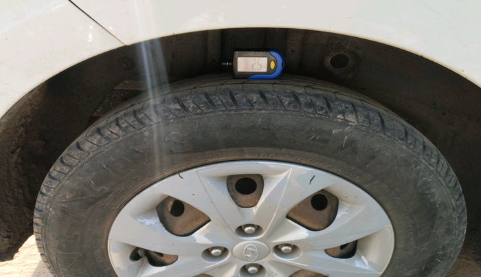 2016 Hyundai Elite i20 MAGNA 1.2, Petrol, Manual, 95,104 km, tyre