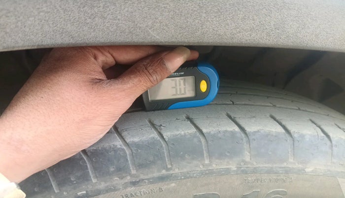 2022 Hyundai Creta EX 1.5 PETROL, Petrol, Manual, 42,007 km, tyre