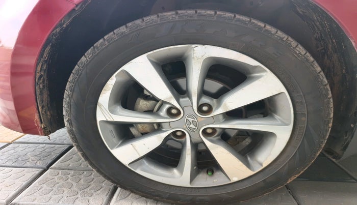 2016 Hyundai Elite i20 ASTA 1.4 CRDI (O), Diesel, Manual, 1,08,572 km, tyre