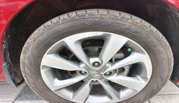 2016 Hyundai Elite i20 ASTA 1.4 CRDI (O), Diesel, Manual, 1,08,572 km, tyre