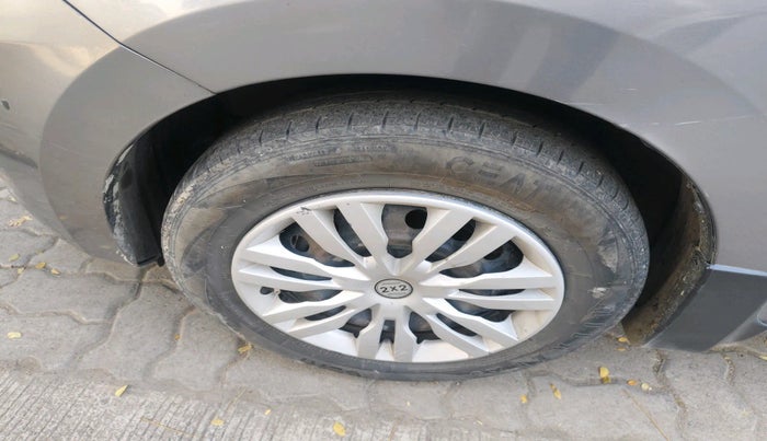 2016 Maruti Celerio VXI AMT, Petrol, Automatic, 1,64,084 km, tyre