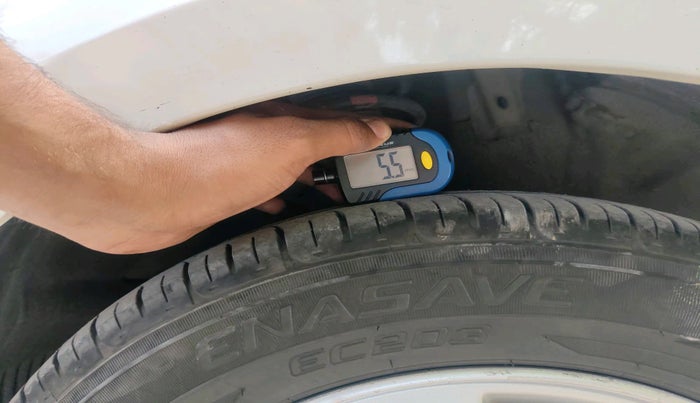 2013 Hyundai i20 SPORTZ 1.4 CRDI, Diesel, Manual, 1,26,055 km, tyre