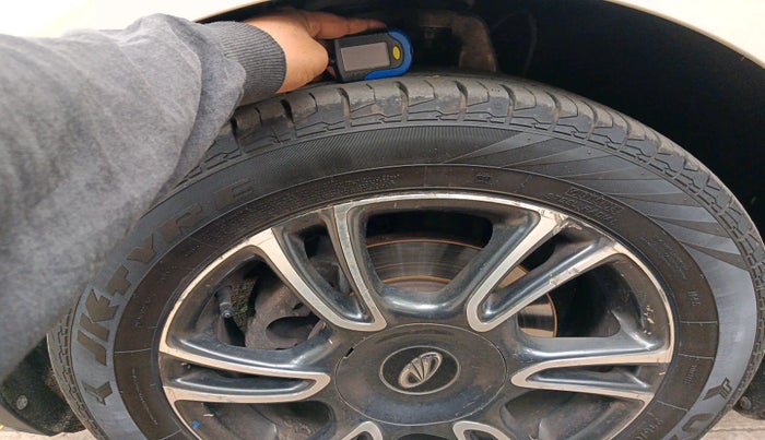 2018 Mahindra MARAZZO M8 7 STR, Diesel, Manual, 1,51,337 km, tyre