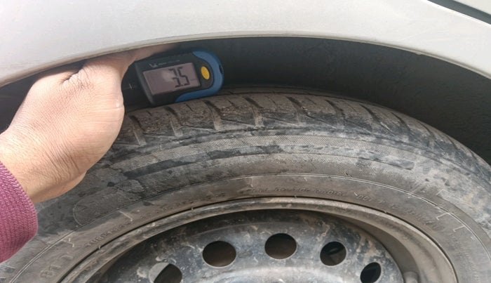 2013 Maruti Wagon R 1.0 VXI, Petrol, Manual, 91,141 km, tyre