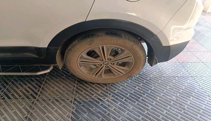 2018 Hyundai Creta SX PLUS AT 1.6 DIESEL, Diesel, Automatic, 1,32,621 km, tyre