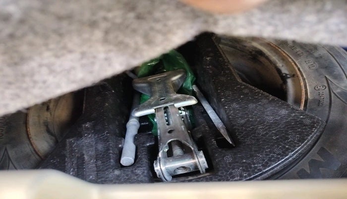 2018 Maruti Celerio ZXI AMT (O), Petrol, Automatic, 24,024 km, tyre