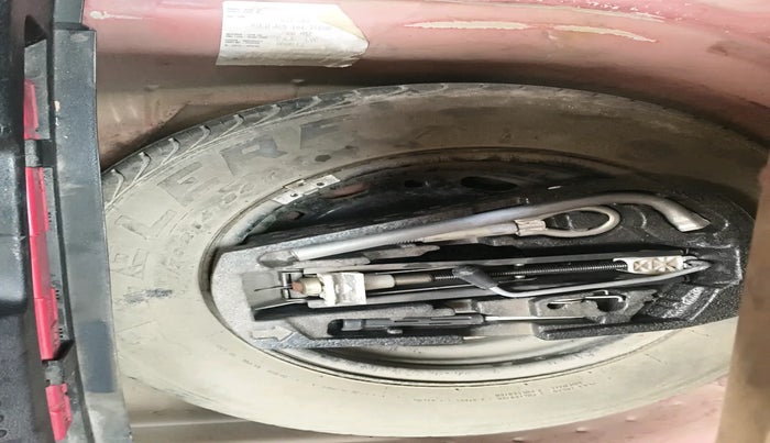 2011 Volkswagen Polo TRENDLINE 1.2L PETROL, Petrol, Manual, 85,943 km, tyre