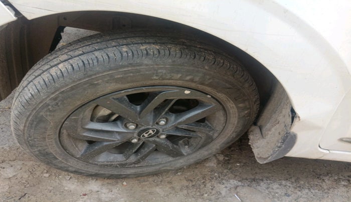 2020 Hyundai GRAND I10 NIOS SPORTZ 1.2 KAPPA VTVT, Petrol, Manual, 97,766 km, tyre