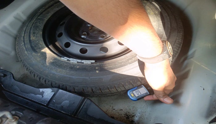 2017 Maruti Dzire VXI AMT, Petrol, Automatic, 34,142 km, tyre