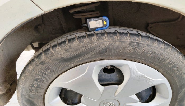 2023 Tata TIGOR XM CNG, Petrol, Manual, 76,016 km, tyre