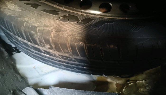 2022 Tata TIGOR XZ PLUS CNG, Petrol, Manual, 1,19,758 km, tyre